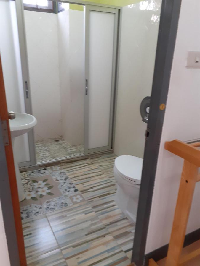 Baansu Hostel Банкок Екстериор снимка