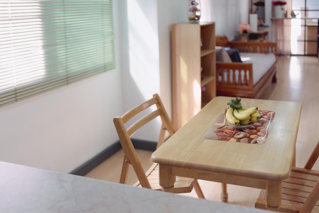 Baansu Hostel Банкок Екстериор снимка